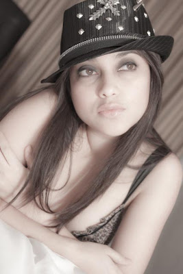 Sarah Azhari, Foto Artis, foto artis indonesia, 