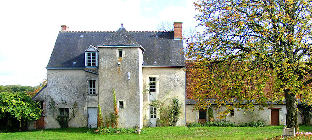 Manoir de la Baudelliere, Indre et Loire, France. Photo by Loire Valley Time Travel.