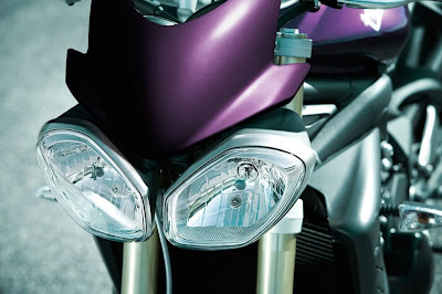 Triumph Street Triple (2012) Headlight Detail