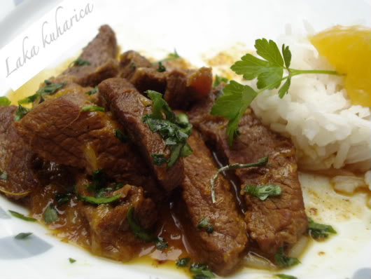 Beef with oranges and spices by Laka kuharica: the true aromatic Middle-eastern dish.