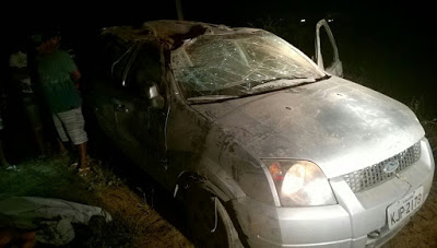Homem morre ao ser arremeçado pra fora de veículo durante capotamento no município de Jacobina