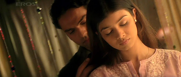 Single Resumable Download Link For Music Video Songs Socha Na Tha (2005)