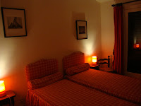 Chambre rouge Beauvallon