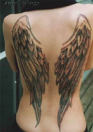 tatuagem asas anjo costa