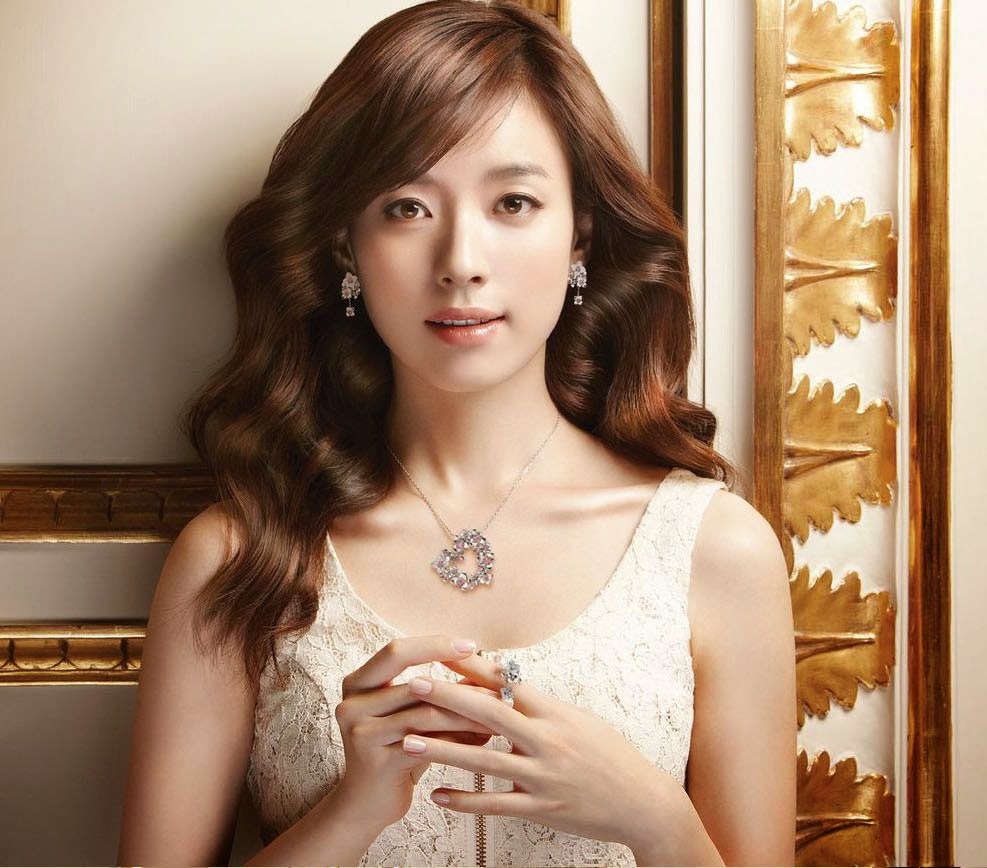 Han Hyo-joo Beautiful HD Wallpaper Free