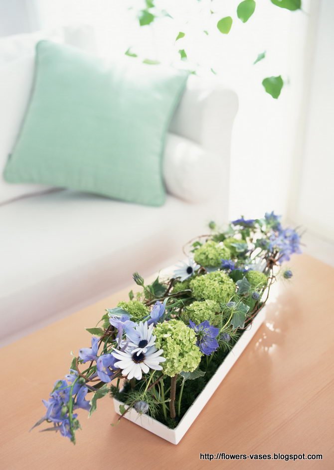 Flowers vases:flowers-13268