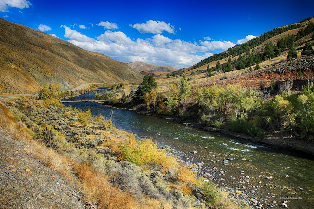 Salmon River Idaho geology field trip travel copyright RocDocTravel.com