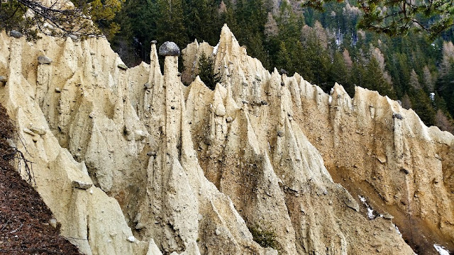 piramidi di terra perca