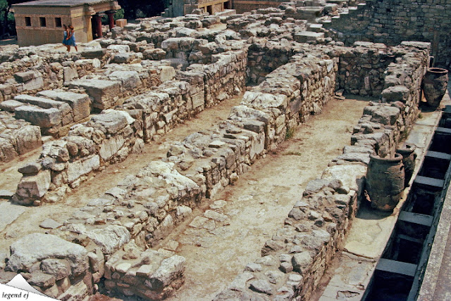 ミノア文明・クノッソス宮殿遺跡・貯蔵庫群 West Storerooms, Knossos Palace／©legend ej