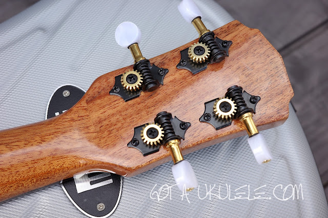 Mr Mai Le Petit Prince Concert Ukulele tuners