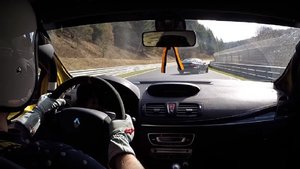 BMW M5 Vs Renault Megane RS