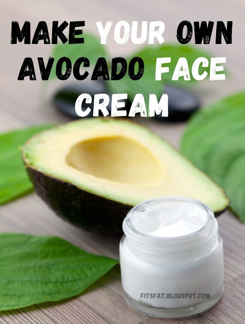 MAKE YOUR OWN AVOCADO FACE CREAM