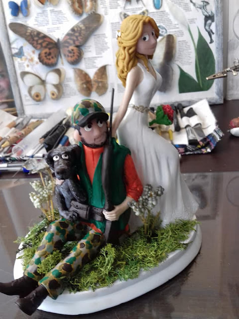 Figuras personalizadas novio a rastras cazador Cazador Casado x la novia laura guarnieri