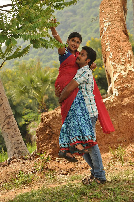 Kurumbukara Pasanga Movie Stills Gallery glamour images