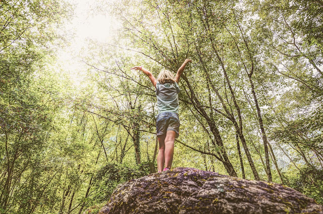 girl-enjoying-life-forest