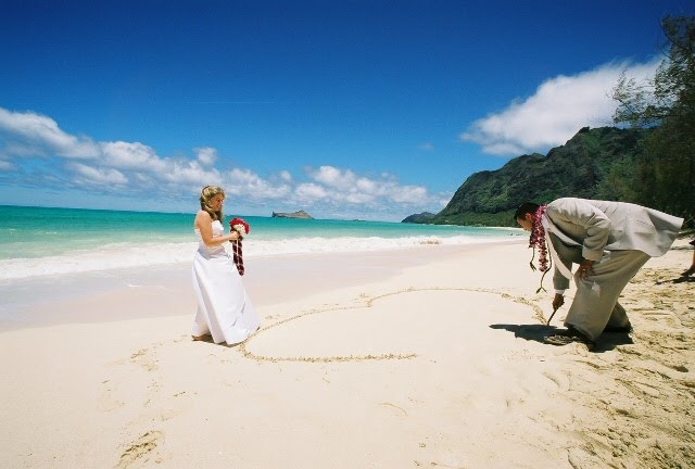 7 Destination weddings also give the opportunity to explore the area