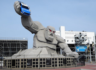 Dover International Speedway mascot