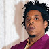 ‘Não sou jogador’, diz Jay-Z ao recusar assinar bola de beisebol