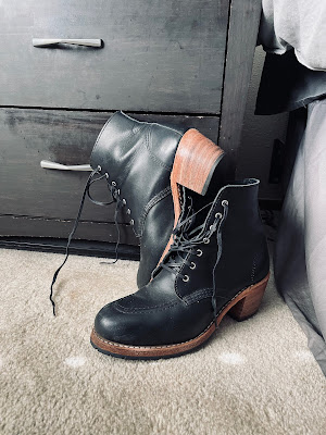 Picture of a pair of boots