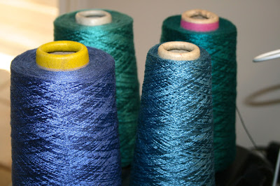 8/2 tencel: dark teal, greyed teal, grey blue, blue purple