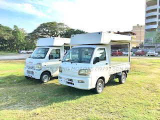 lori pasar malam kelantan