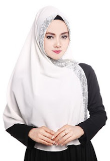 20 Jilbab  Instan Warna  Putih Terbaru Minggu Ini Jilbab  
