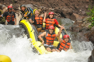 rafting pacet, http://outboundmalangjatim.blogspot.com/, 085 755 059 965