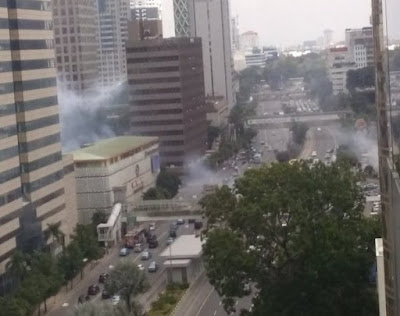 Terjadi Ledakan Bom Di Sarinah Thamrin Jakarta