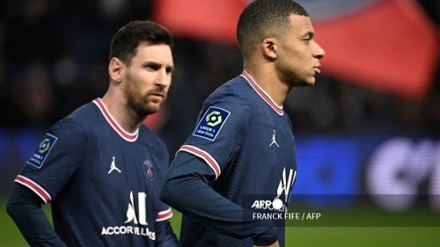 Drama Duel Panas  Messi dan Mbappe Berebut Nominasi Pemain Terbaik Dunia FIFA 2022