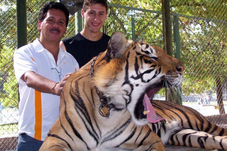 Unbelieavable Pictures from Lujan Zoo in Argentina