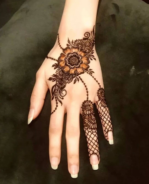 New Mehndi Design