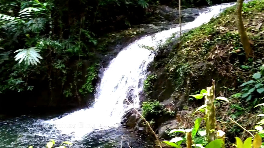 Ait Terjun Guhung Elang di Wisata Alam Belaban Km 37