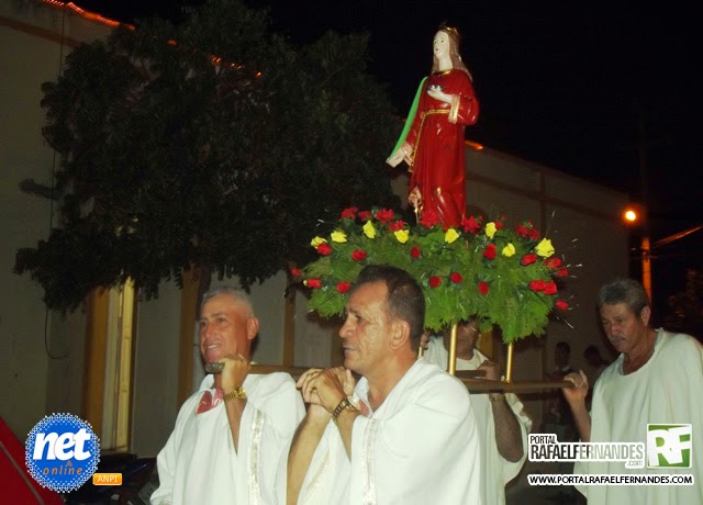 8ª noite de novena da Festa de Santa Luzia 2014, confira imagens