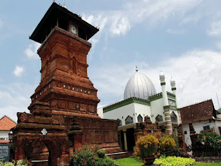 Makalah Sejarah Peradaban Islam (Peradaban Islam dan Organisasi Islam di Indonesia)
