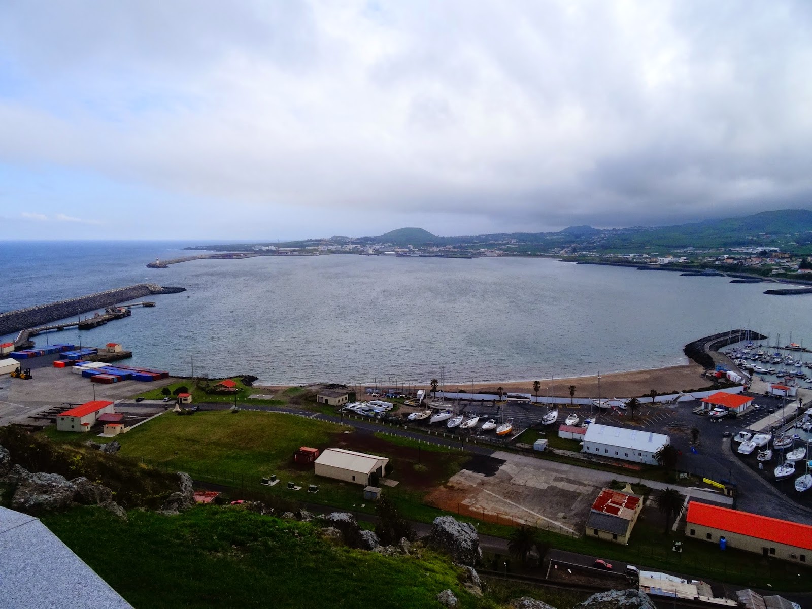 Let me show you Azores: Praia da Vitória, Terceira