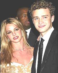 Timberlake offers Love & Support for Britney