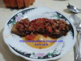 Karnı yarık มะเขือยาวอบเนื้อบด 