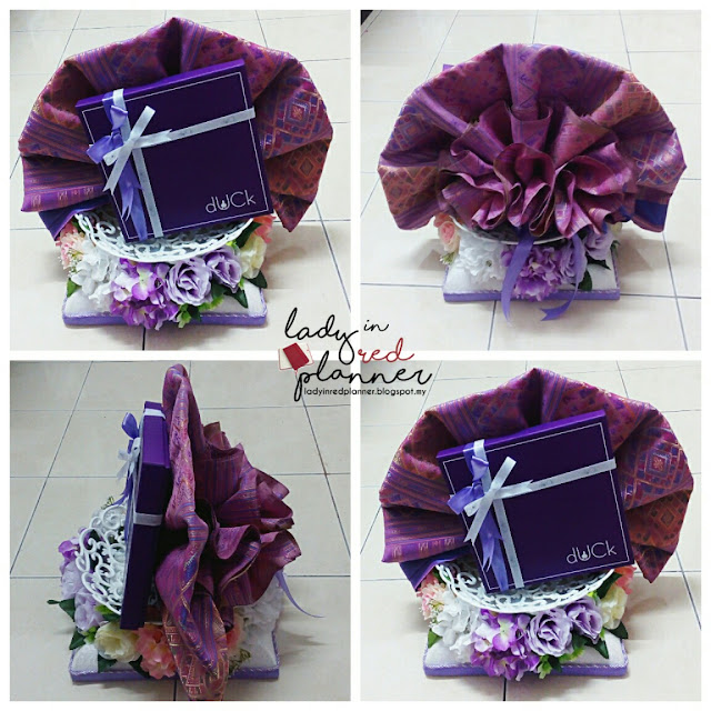 GUBAHAN HANTARAN  KAHWIN BY LZ Lady In Red Planner