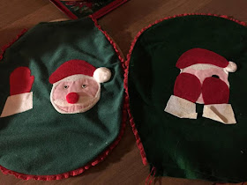 Felt peeking Santa toilet seat cover from the 1980s