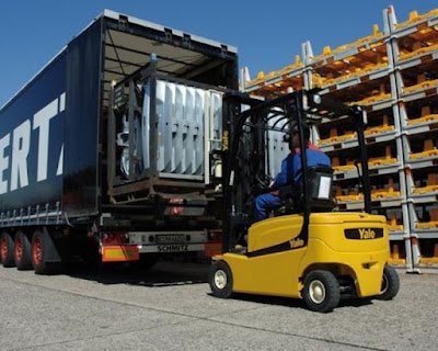 Xe nâng điện Yale FB30RZ
