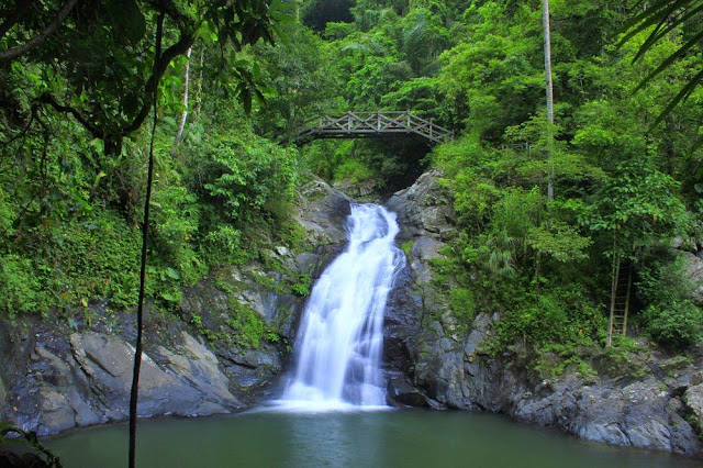 Wisata Alam Air Terjun Kalijodoh Pinrang