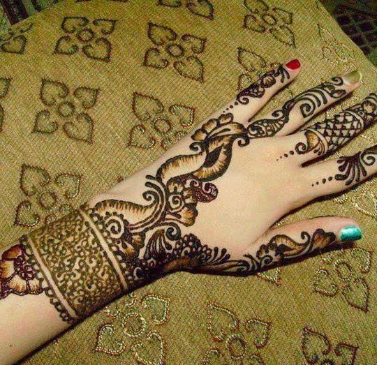 Latest Eid Mehndi Designs Free Wallpapers