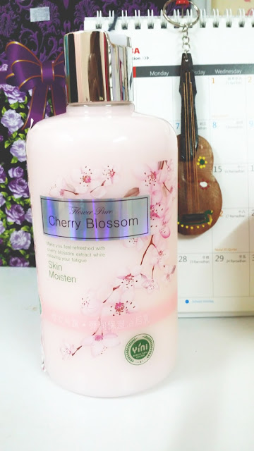 Nak try Cherry Blossom Moisturizing Tender Lotion !