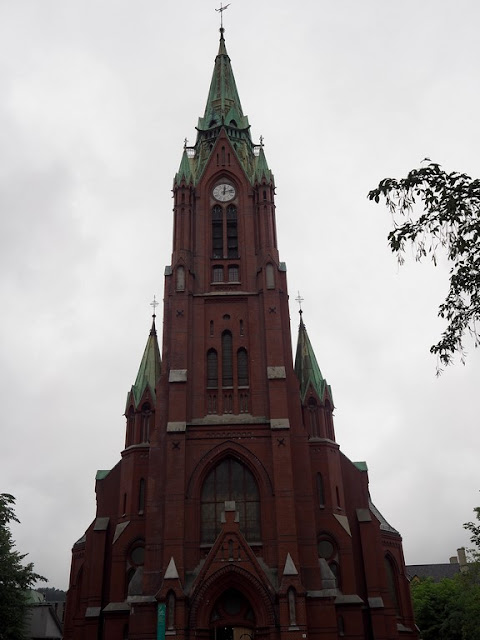 Johanneskirken, kostel, Bergen, Norsko, stropy ze dřeva, architektura