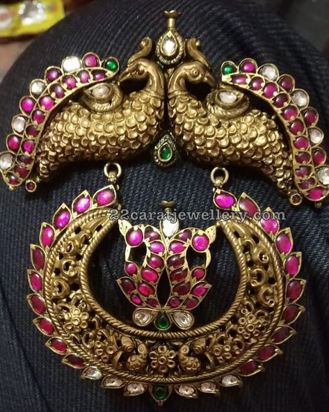 Unqiue Antique Kundan Jewellery