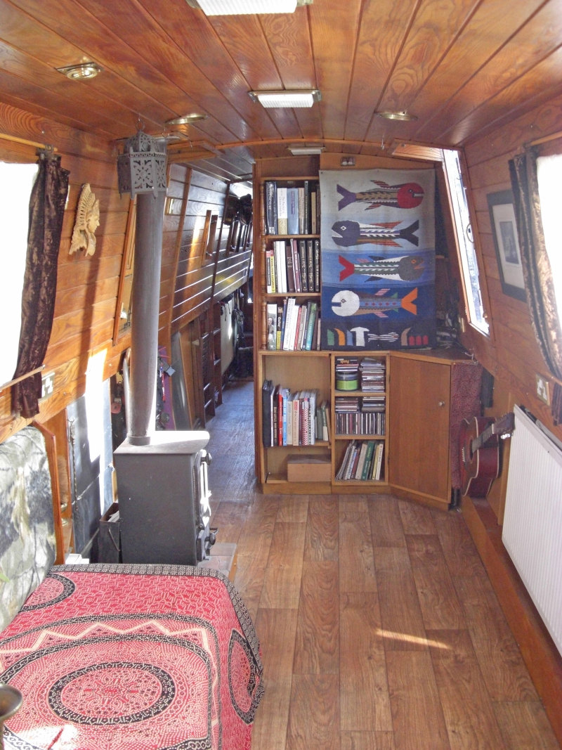 Free to venture: Narrow-boat interior and exterior ideas