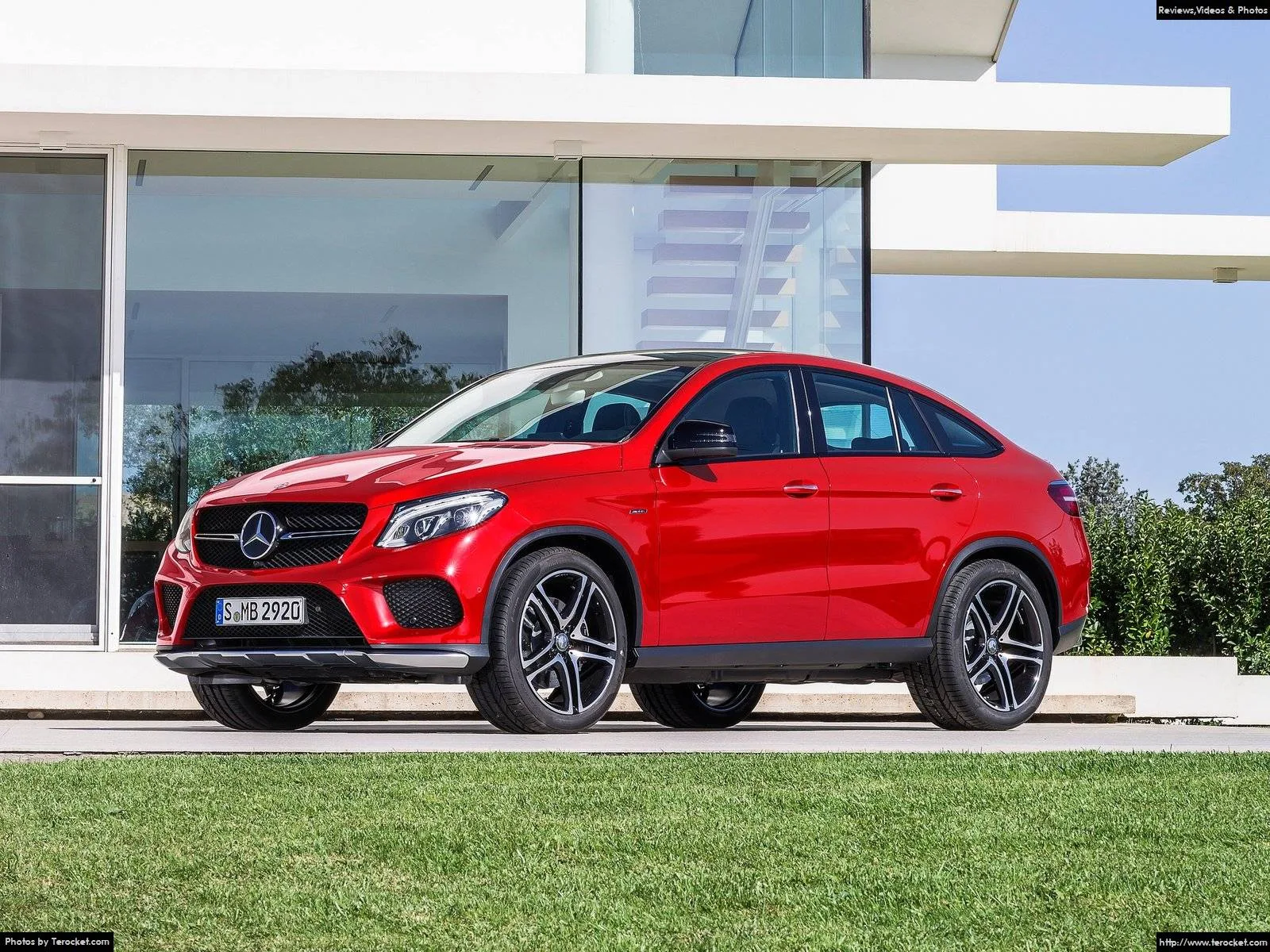 Hình ảnh xe ô tô Mercedes-Benz GLE450 AMG Coupe 2016 & nội ngoại thất