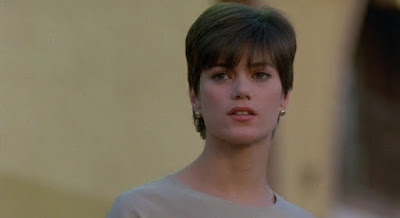 Gotcha 1985 Linda Fiorentino Image 4