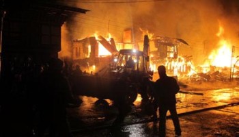 6 Houses Damaged In Late Night Blaze In Srinagar’s Dalgate