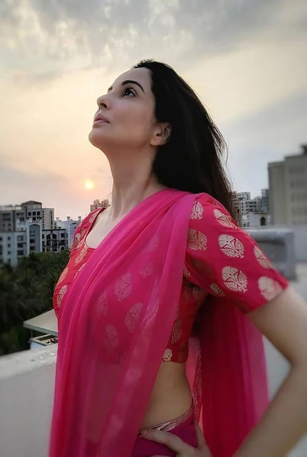 Rukhsar Rehman hot saree indian actress